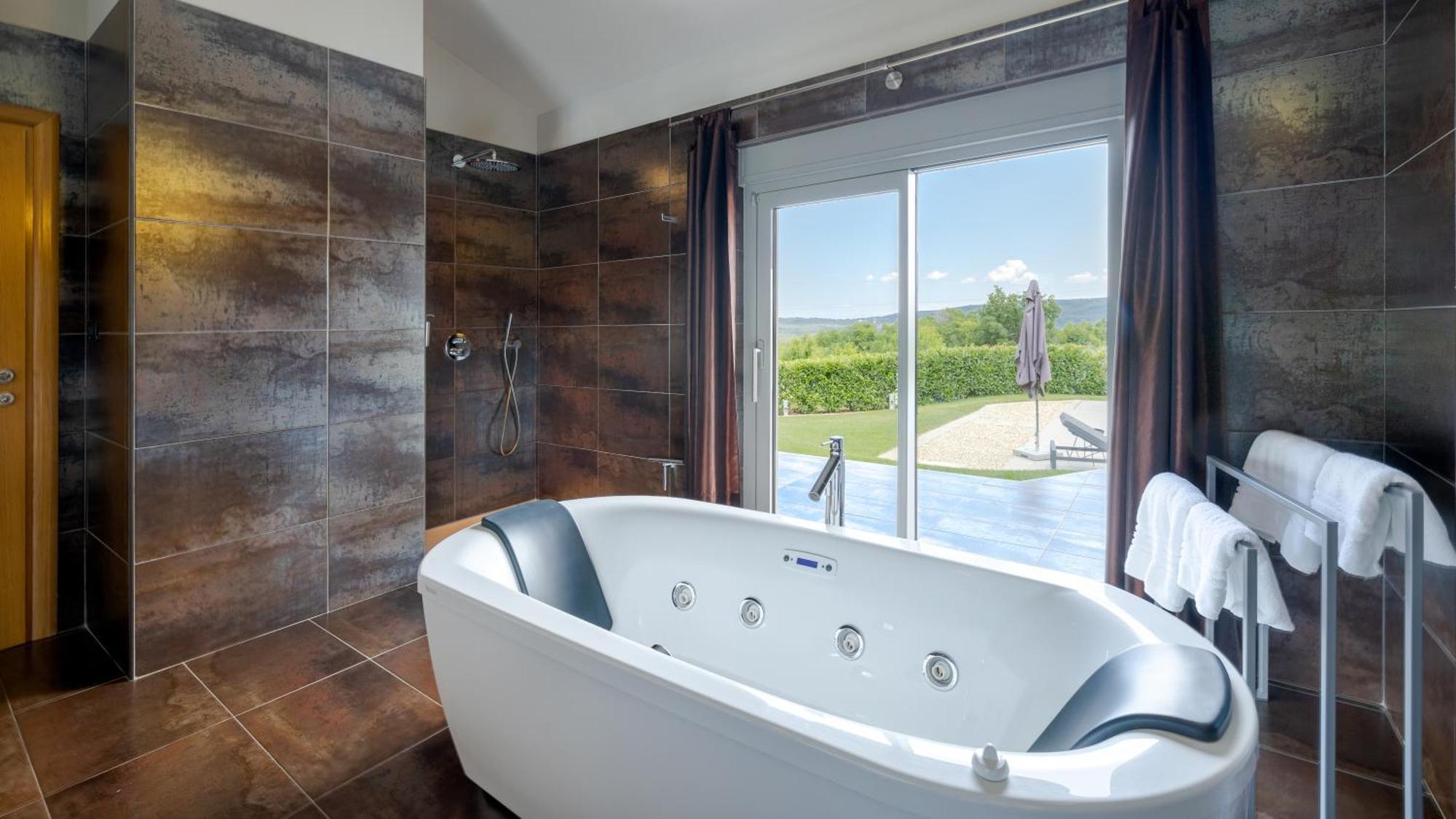 Villa Labin In Zartinj - Luxury Privacy Heated Pool With Auto Cover Экстерьер фото
