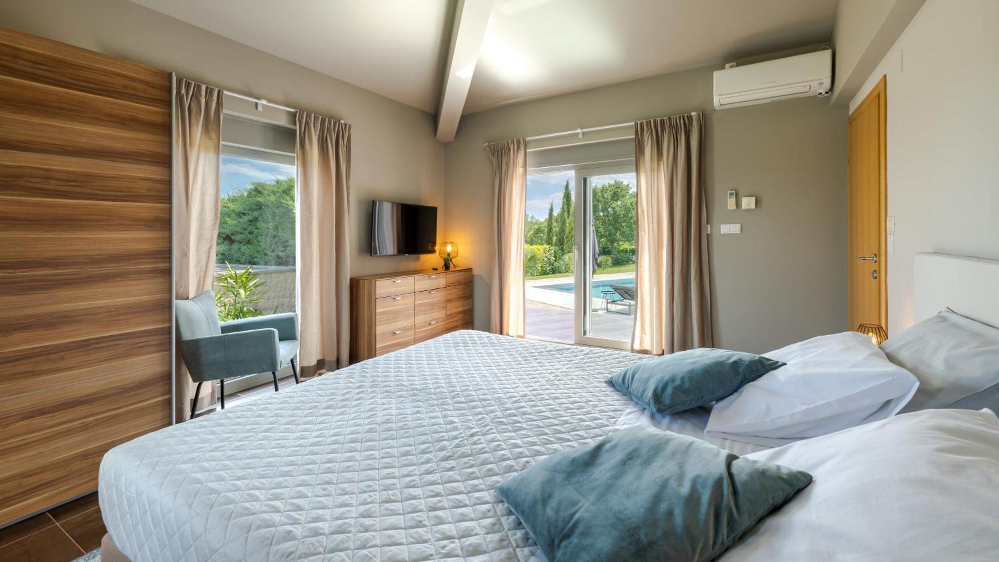 Villa Labin In Zartinj - Luxury Privacy Heated Pool With Auto Cover Экстерьер фото